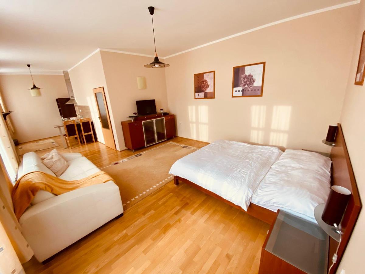 Hotel Rohac Trstená エクステリア 写真