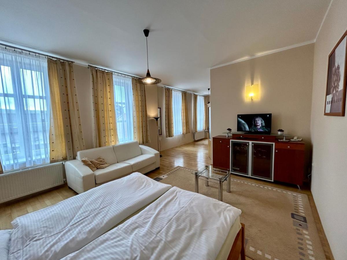 Hotel Rohac Trstená エクステリア 写真