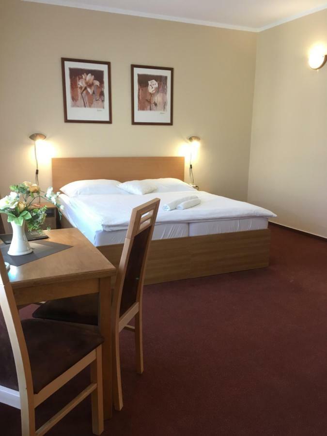 Hotel Rohac Trstená エクステリア 写真