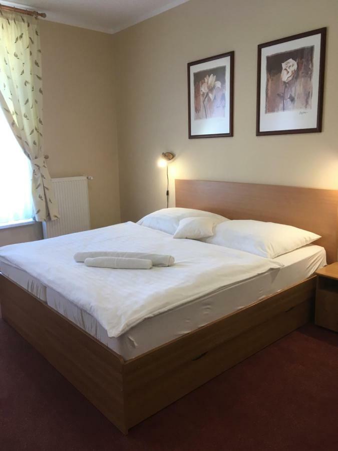 Hotel Rohac Trstená エクステリア 写真
